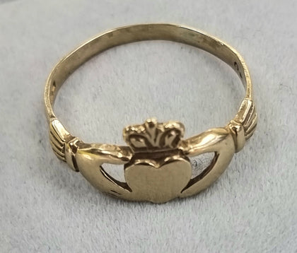 9ct Gold Claddagh Ring Size R