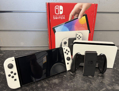 Nintendo Switch OLED - White ** Boxed **