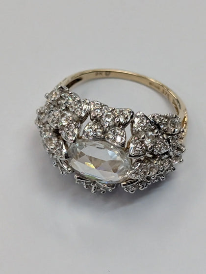 9ct gold ring with white gold & CZ stones size L1/2