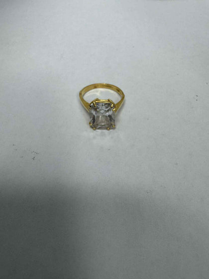 22ct gold ring (size R) (6.43g)