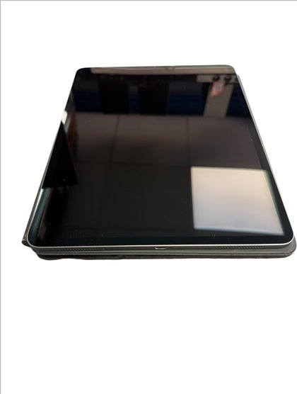 iPad Pro 4th gen 256gb Wi-Fi only - With Keyboard