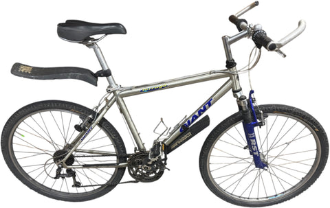 Giant Terrago Silver Bike ***Store Collection Only***