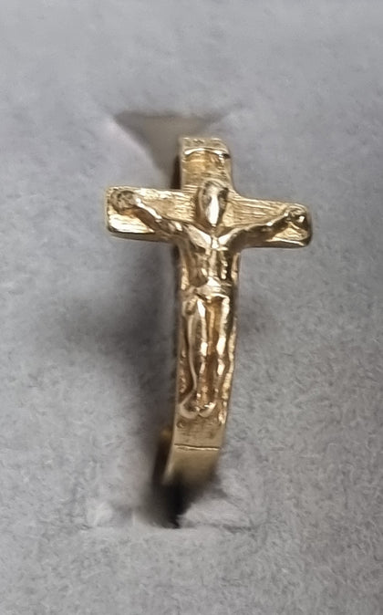 9ct Gold Cross Ring Size O1/2