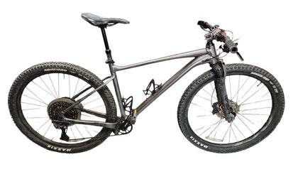 Giant Fathom XL Mountain Bike **COLLECTION ONLY**
