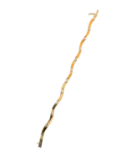 14ct A vintage 14ct two-tone wave bracelet  7.5