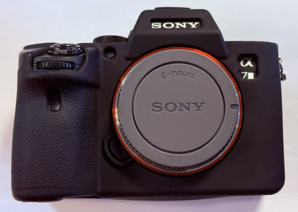 Sony Alpha 7 III Mirrorless Camera Set (Incs 2 Lenses)
