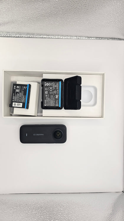Insta360 X3 Action Camera + Spare battery