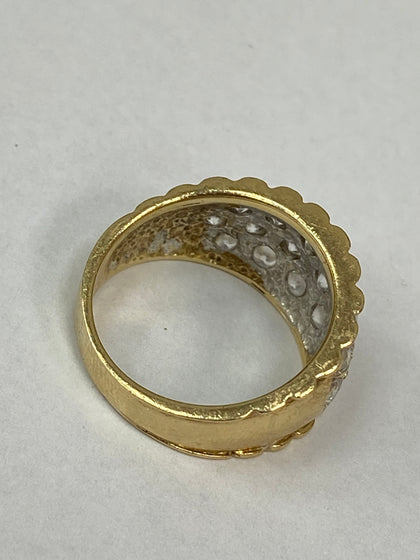 9CT GOLD RING LEIGH STORE