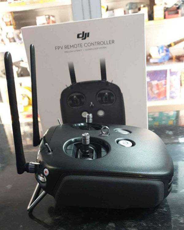 【訳あり品】DJI FPV REMOTE CONTROLLER V1 Mode2 Buy DJI FPV Remote Controller (mode 2)? Order before 22.00