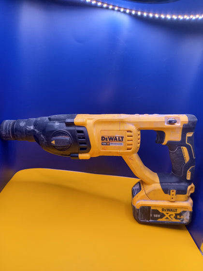 Dewalt DCH033 - Battery + Charger