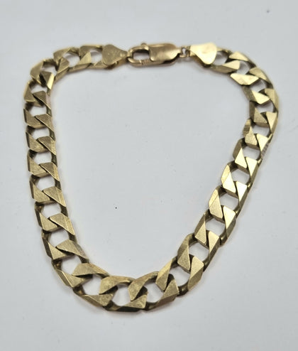 9ct gold curb bracelet 8.5 inches