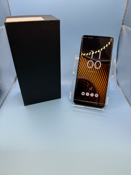 Motorola Edge 50 Ultra 1TB .