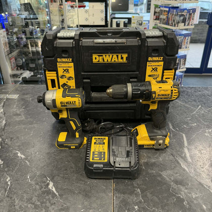 DEWALT DCK2060M2T 18V Cordless Drill and Impact Driver Twin Pack - X1 Battery + Charger Case Please Read Description