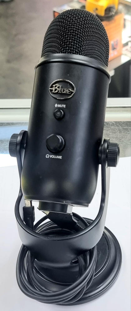 Blue Microphone Yeti USB Desktop Microphone A00132