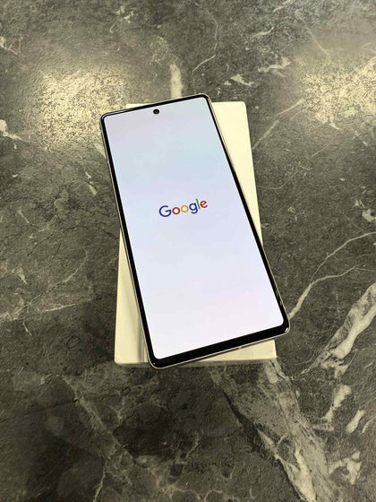 Google Pixel 7 - Unlocked / 128GB - Snow
