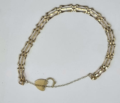 9ct Gold Gate Bracelet