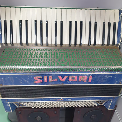 Silvori Italia Vintage Accordian