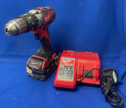 Milwaukee M18BPD-402C M18 18V Combi Hammer Drill 1 x 4.0Ah and charger