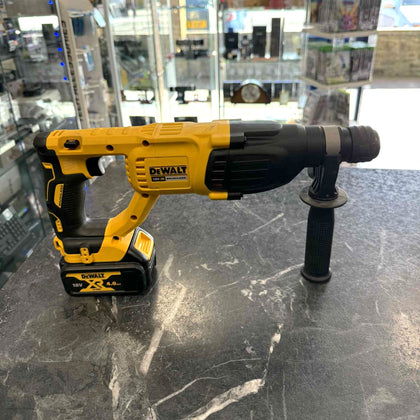 Dewalt DCH033 Cordless SDS Hammer Drill 18V Li-ion Brushless 2x 4ah Battery