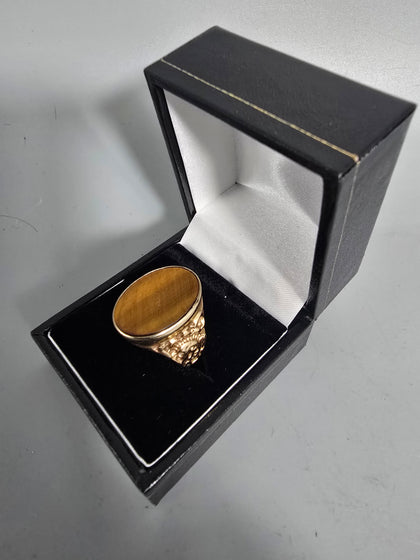 9CT Gold Ring 5.7G With Larger Stone Size P