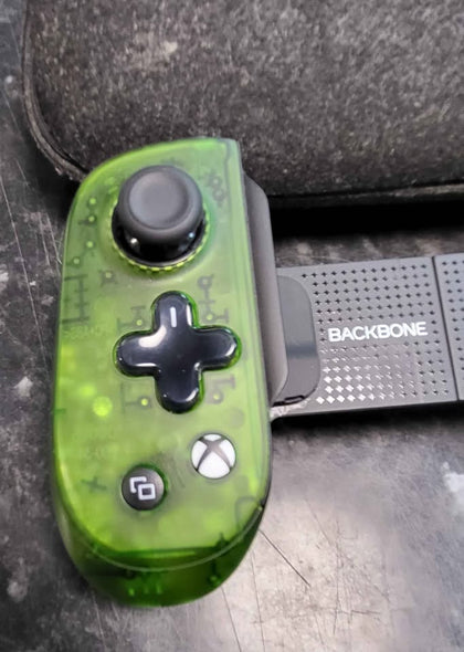 Backbone Pro (USB-C) - Wireless Gaming Controller (Android/IOS) - Xbox Edition - With Case