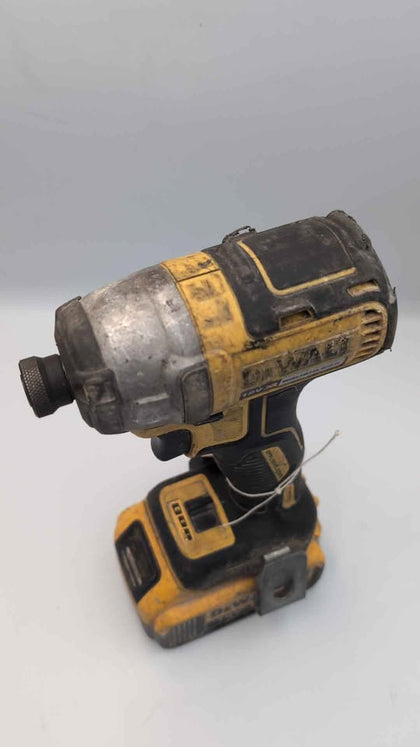 DEWALT DCF887N-XJ 18V Li-Ion XR Brushless Cordless Impact Driver - With 4.0ah Batt (No Charger) **WELL USED**