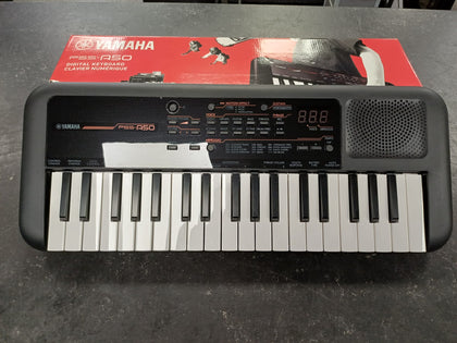 Yamaha PSS-A50 Digital Keyboard