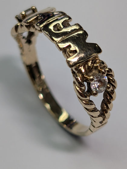 9ct gold MUM ring