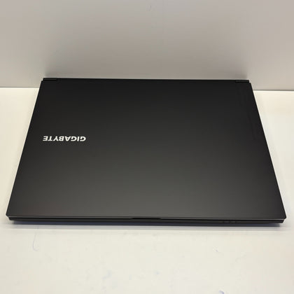 Gigabyte G6 KF 2024 16
