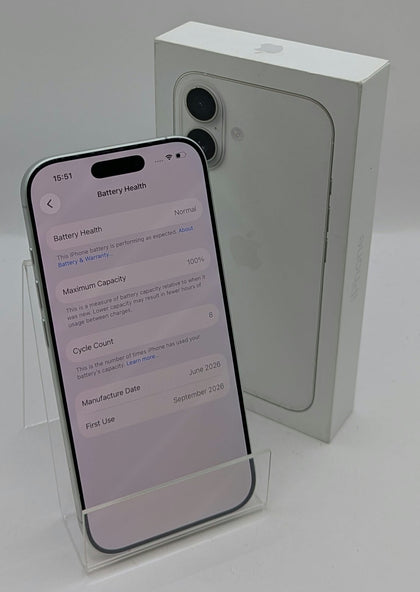 Apple iPhone 17, 256GB, White, Unlocked, Boxed, 100% Battery Health