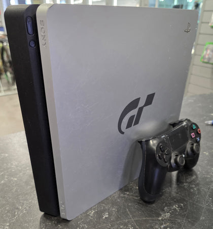 PlayStation 4 Slim 1TB Console