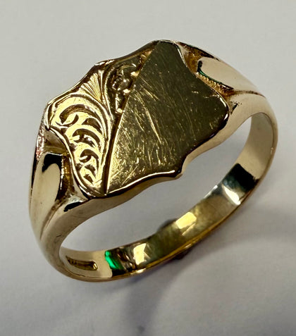 9ct Gold Signet Ring Size T