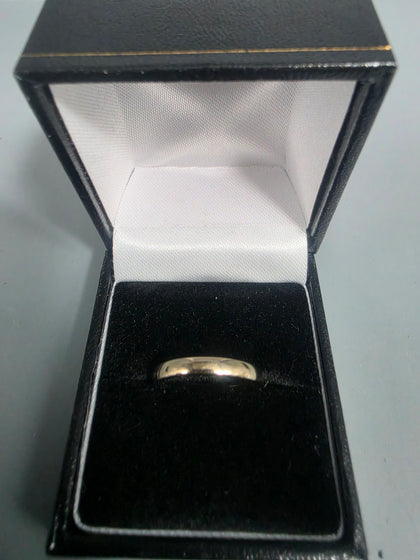 18CT White Gold Wedding Ring 3.4G HM 750 Size N
