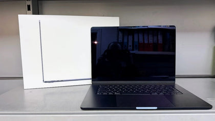MacBook Air 15-inch M4 (2025) 10-Core CPU, 10-Core GPU, 16GB RAM, 256GB SSD