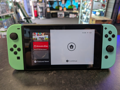 Nintendo Switch Console & Official Charger