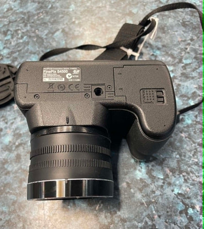 Fujifilm Finepix S4500 digital camera
