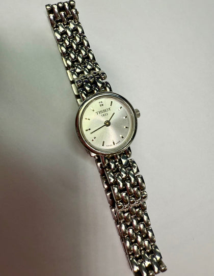 LADIES SILVER COLOURED TISSOT WATCH