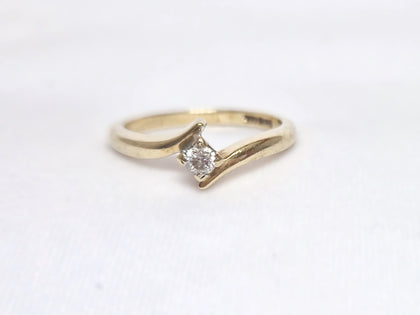 9ct Gold Diamond 0.10ct Solitaire Ring - Size M/N