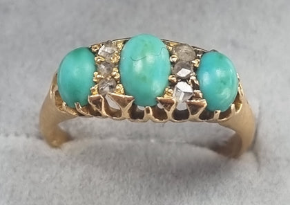 18ct Gold Ring Turquoise   /Diamond Ring N