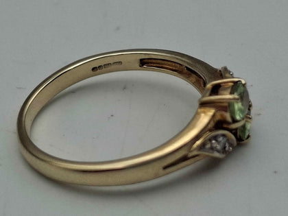 9ct Yellow Gold Peridot & CZ Accent Dress Ring – Two-Stone Bypass Design - Size O - 2.19 Grams