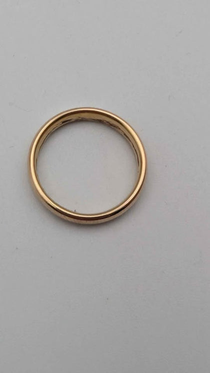18ct Yellow Gold Wedding Band Ring – 3.14 Grams – Size J – Classic Polished