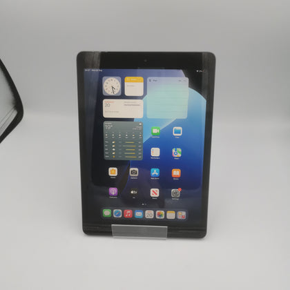 Apple iPad (A2197) 7th Gen 128GB 10.2