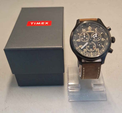 Timex T49905 Mens Expedition Indiglo Chronograph Watch - Leather Strap - Boxed