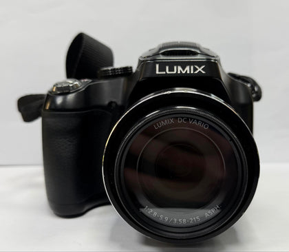 Panasonic Lumix DMC-FZ72 + Charger