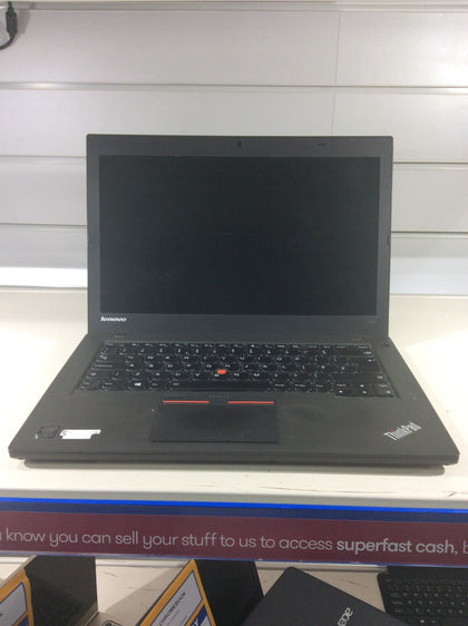 Lenovo Thinkpad intel i5 5300u/8gb ram.