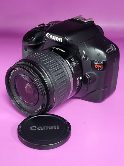 Canon EOS Rebel T2i ( 600D ) Digital SLR Camera Kit / 18-55mm EFS