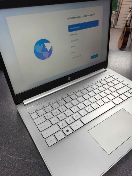 HP 14S- DQ2502 / Intel Pentium Gold 7505 - Laptop - 4GB Ram 128GB SSD - 14