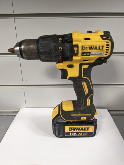 DeWalt XR DCD778 Cordless Combi Drill.