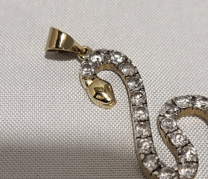 9ct Yellow Gold Snake Pendant with Clear Stones - Approx 1.8