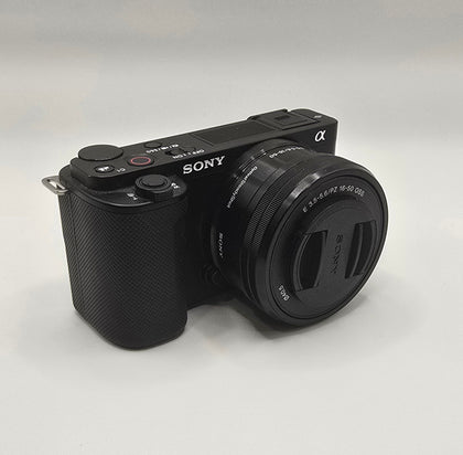 Sony ZV-E10 - Black + Sony 16-50mm f/3.5-5.6 OSS f/3.5-5.6